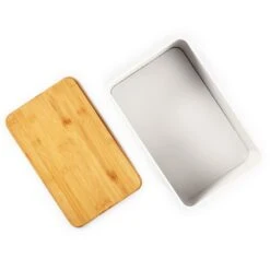 Stigby 2-in-1 Brotkasten Mit Schneidebrett Metallblech Bambus -Haushaltsgeräte 10038121 yy 0003 logo
