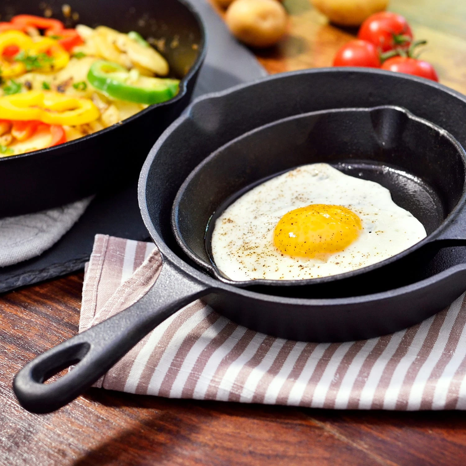 Parthenaise Bratpfannen 3er-Set 12/16/21cm Ø Gusseisen Rund Voreingebrannt 2 Parthenaise Bratpfannen 3er-Set 12/16/21cm Ø Gusseisen Rund Voreingebrannt – Bild 2